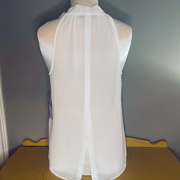 Forever21 Contemporary Sheer Blouse - Picture 3 of 3